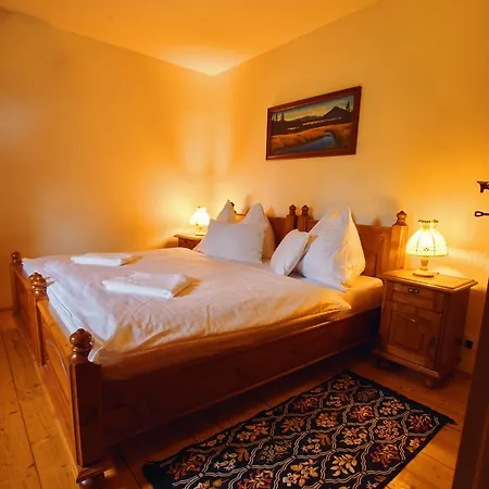 Hotel Na Vyhlídce 3*
