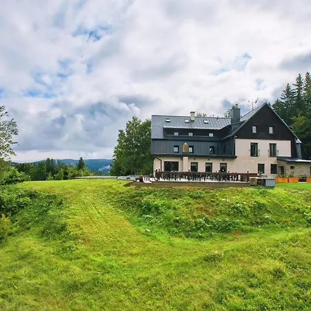 Otel Na Vyhlidce Kořenov