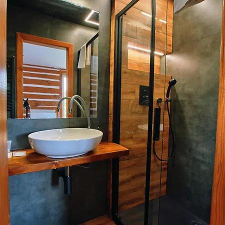 Na Vyhlidce Otel Kořenov